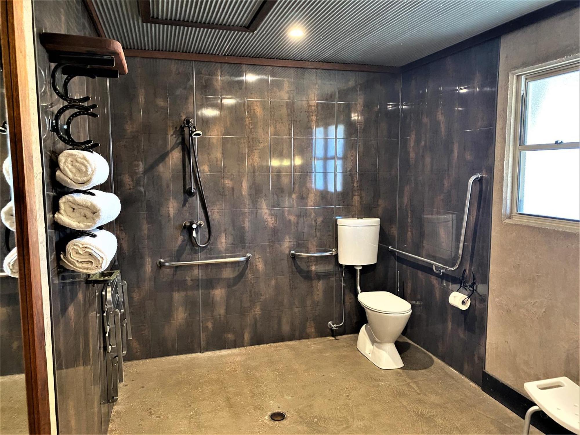 Saltbush Retreat Villa Longreach Kamer foto